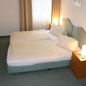 Pensjonat - Alt - Strassgang, Graz